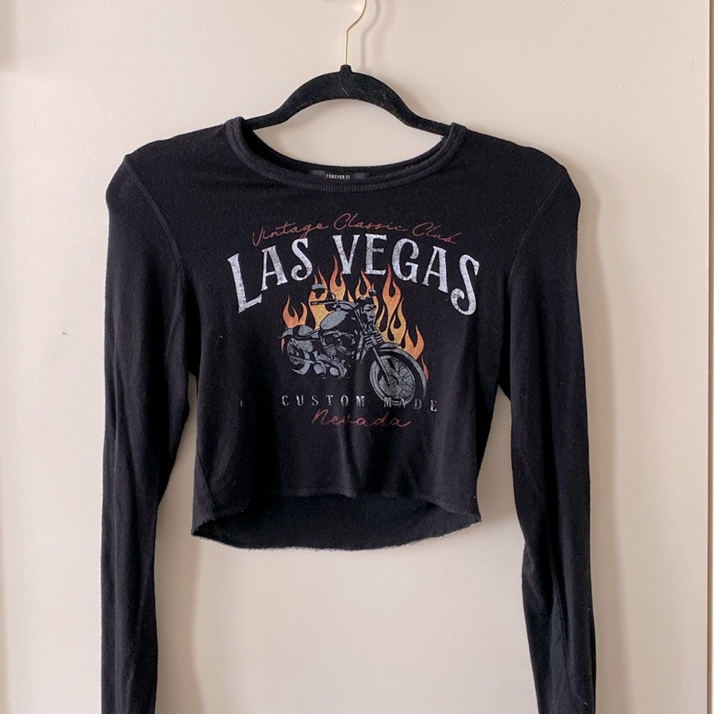 Forever 21, long sleeve black tee shirt, fitted and cropped
